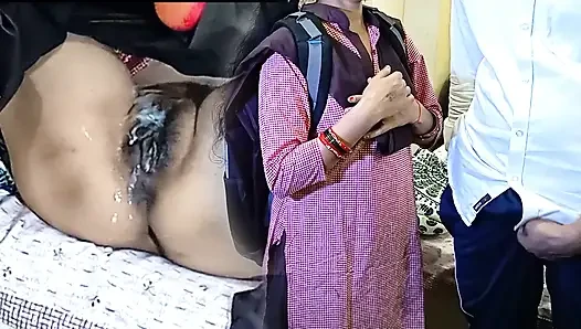 School collage girl chudai in Hotel me Le jake mms banaya, GF and BF sex...