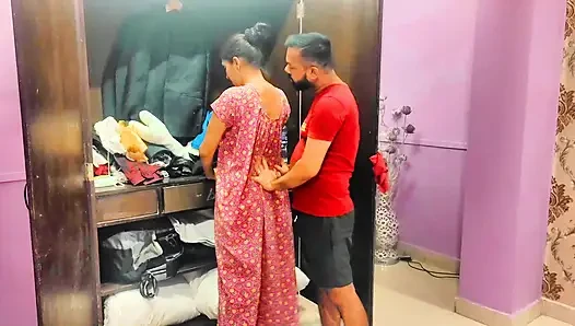 Kamwali bibi tried to theft and was punished fuck by landlord .