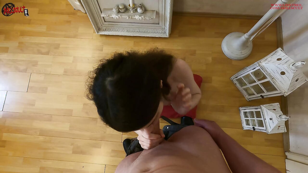 An amazing blowjob in POV ended with a facial cumshot - DOLLSCULT