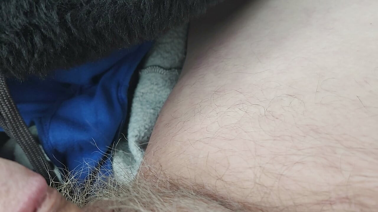 Une femme veut entrer dans ma voiture ?