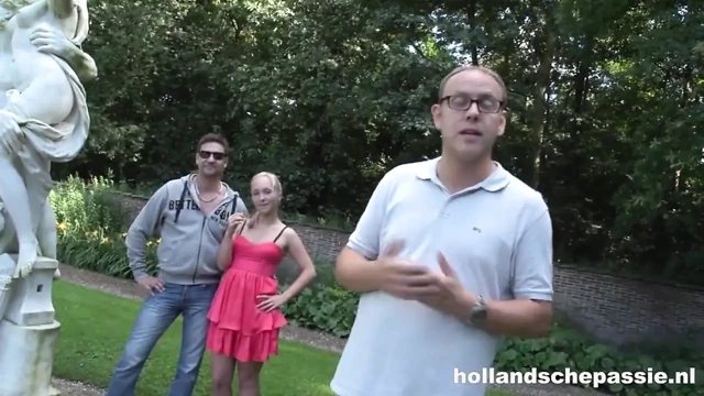 Esmee Is Fucked in Public