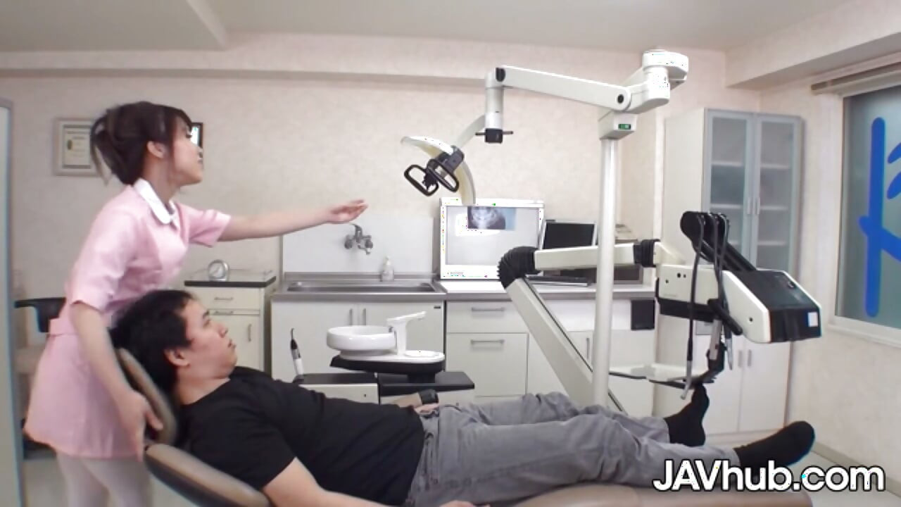 Hot Mao Chinen Takes Care of Patient With Her Pussy
