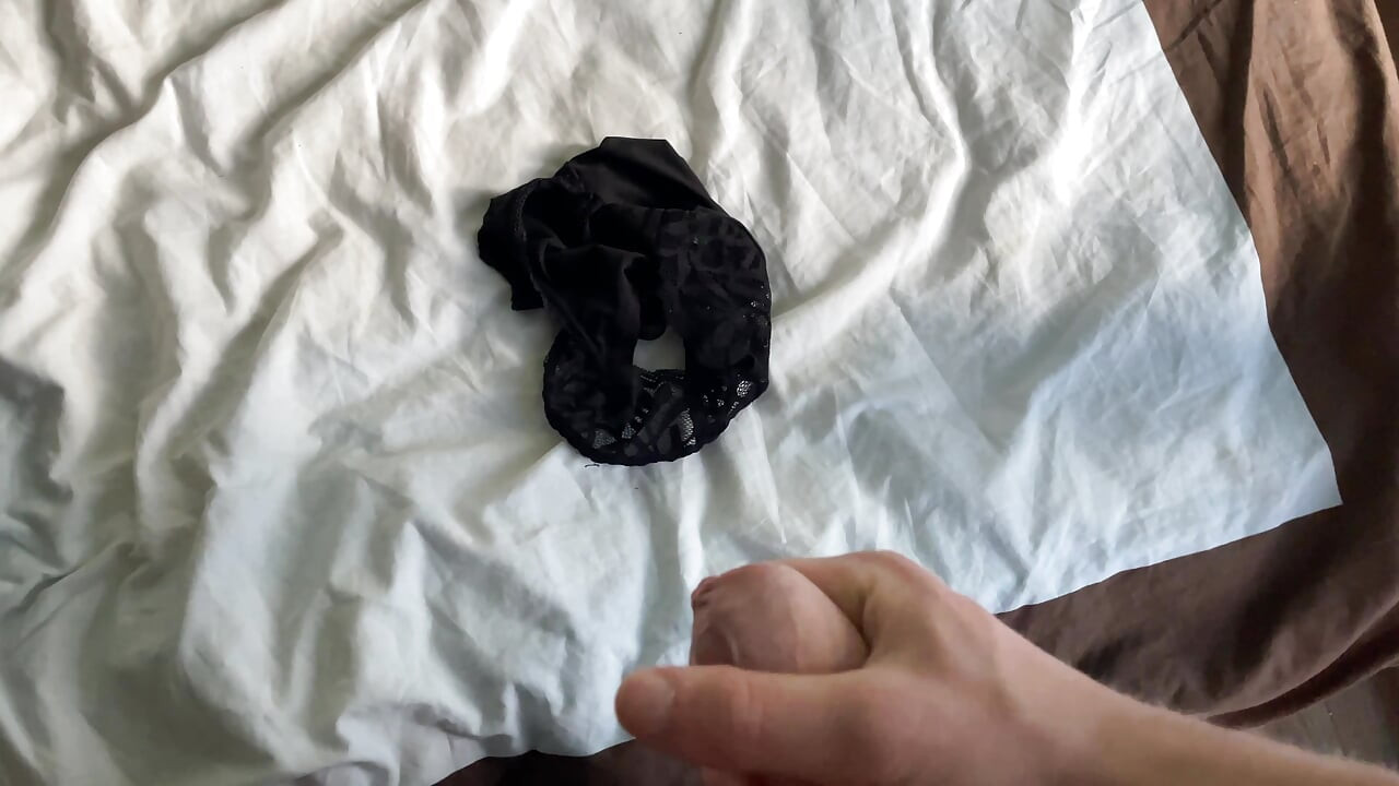 A Secret Gift, Full of Desire-used Panties From My Friend