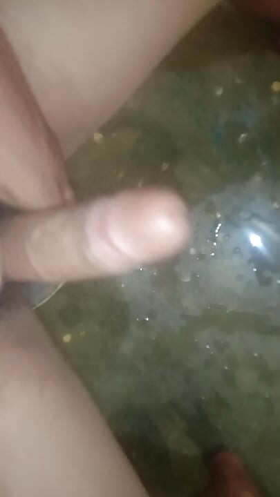 Desi Londa sake cock in bathroom