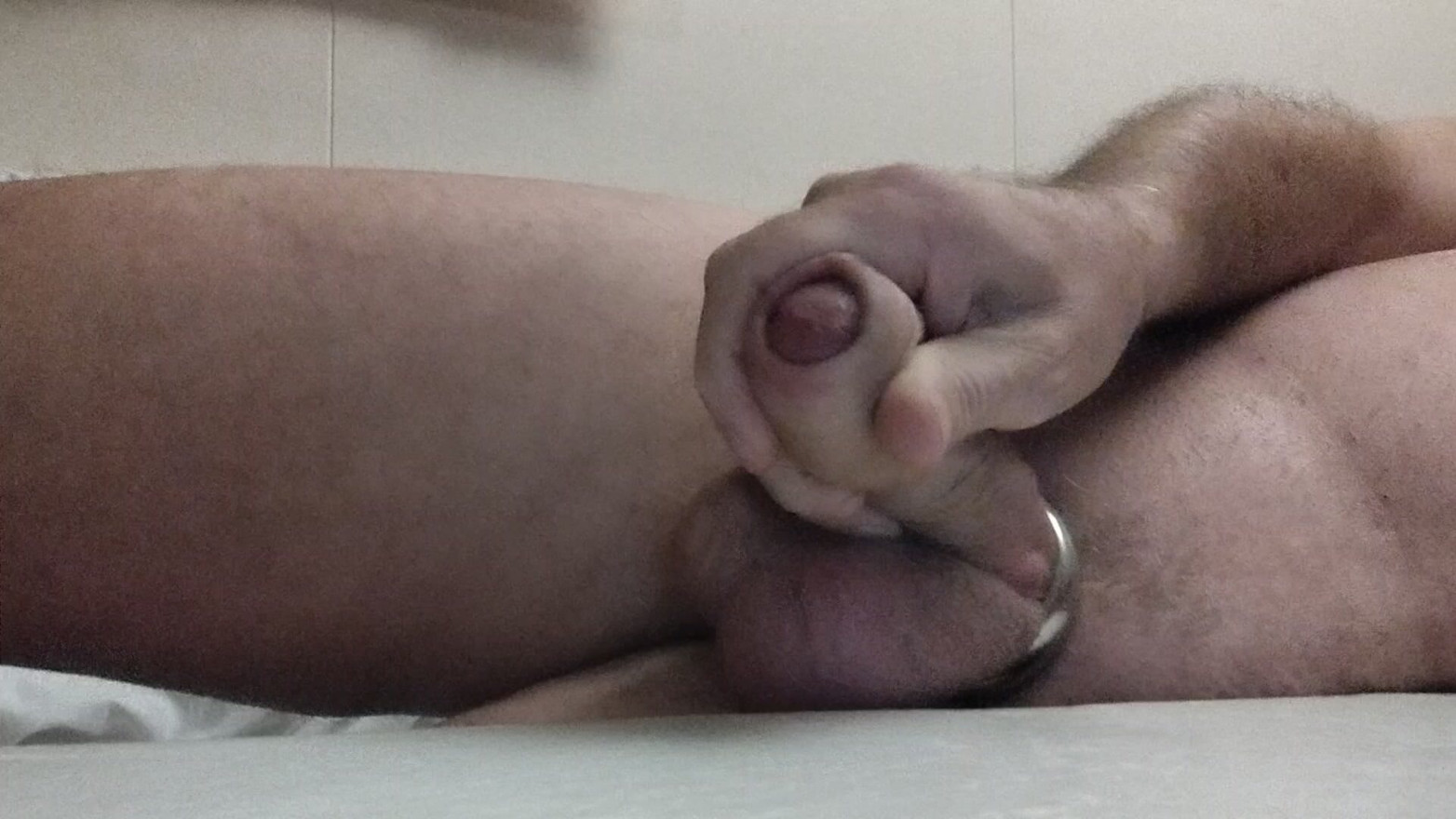 Wank & Cum. Nice that you watch me !!!!