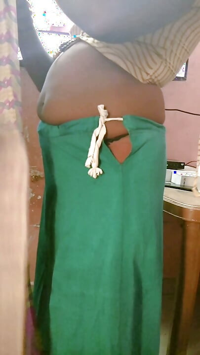 Renu si istri nakal tamil india menggoda teman suaminya sendiri! Indianhotwifex