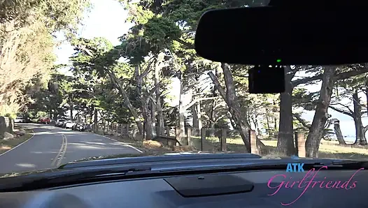 Imani ile okyanus gezisine devam edersen o sana tam bir elle muamele, ayakla muamele ve sakso çekiyor, seninle bitiyor