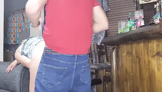 Suamiku suka aku merekam video saat aku ngentot sama pria lain saat dia lagi kerja