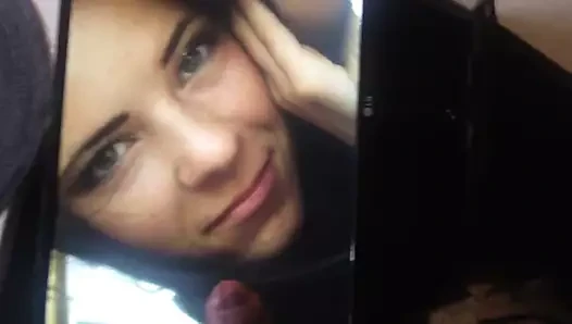 rebecca'ya saygı duruşu