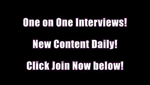 Yaramaz lauren laurent kıllı amcığını yağlıyor ve kullanmak için uzaylı dildosunu koyuyor.