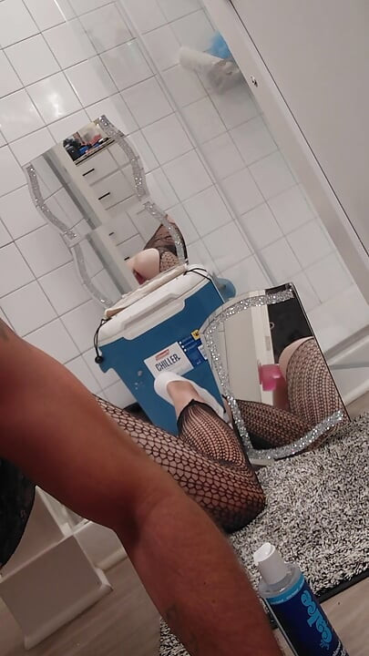 Solo sissy in lingerie