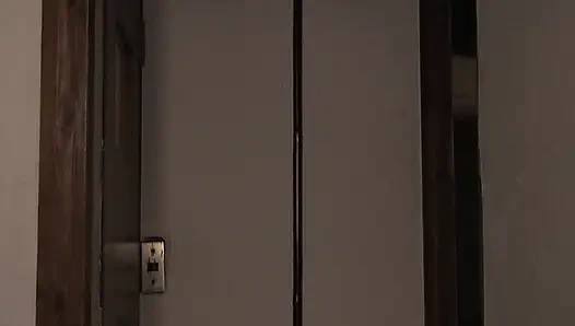 A063G05 During her husband's business trip, she thrusts her into her mother who is sweating with a vibrator and has SEX!