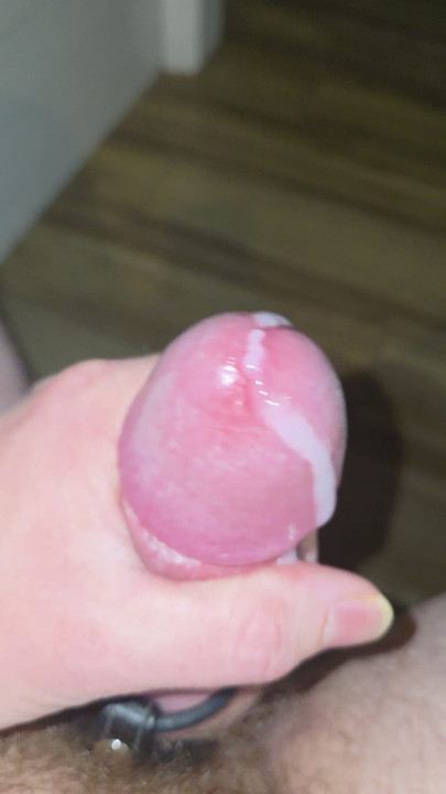 Bugün kenar yaparken hızlı bir şekilde delirdi! Kim harika bir orgazmı sevmez?!