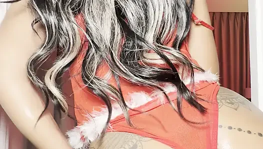 Pantat bahenol cewek nakal ini dientot habis-habisan pakai dildo sampai dicrot di dalam