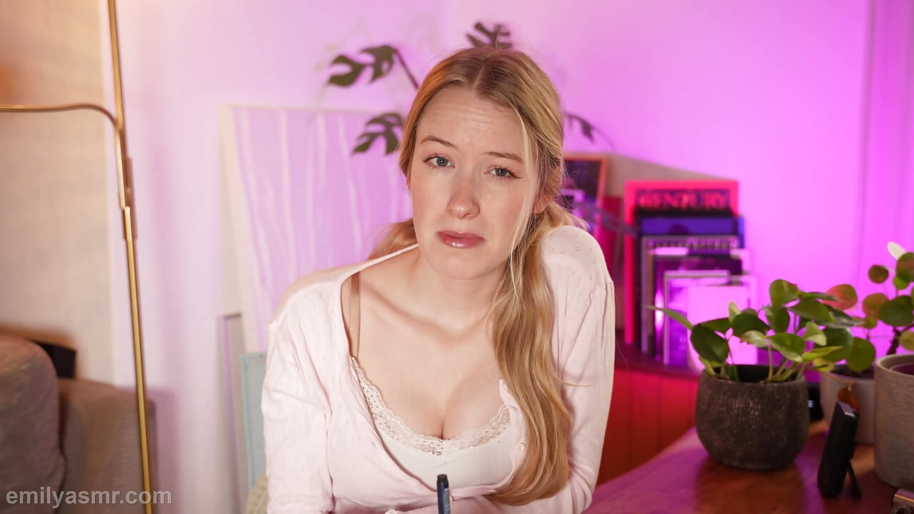 Nerdy napalony kolega z klasy ma obsesję na punkcie ciebie - ASMR