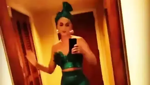 Katy Perry в сексуальном селфи