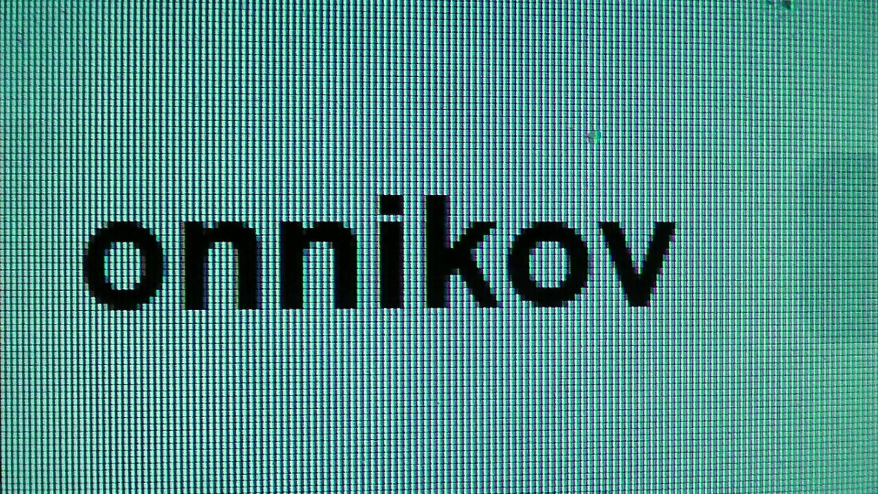 MAMUŚKI. Solo dla przyjaciół. Seksowne dojrzałe palce mokre cipki, sperma i silny orgazm. Ręczna robota tryska squirt. Duże naturalne cycki tyłek
