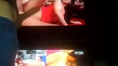 Masturbando para canais pornô na cabine do peepshow