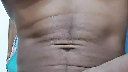 BÜYÜK BABA WOHO AVERY NICE WAE'DE BIRNICE YARAKLA MASTÜRBASYON YAPıYOR