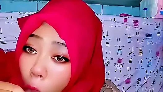 Tanteku lagi asik ngentot kontol sambil dudukin kontol