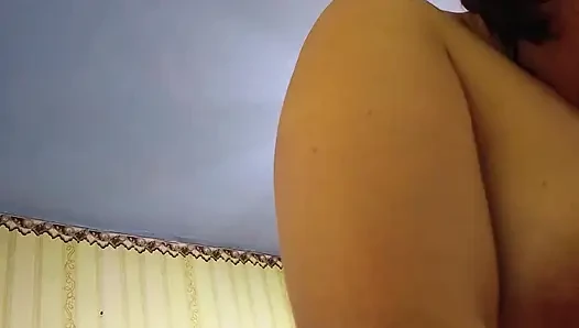 Penetrasi anal berat dengan creampie di memek bagian 2