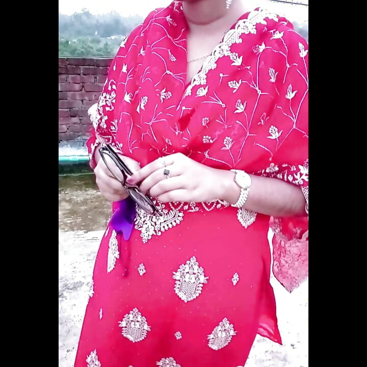 סרטון זיון של בחורה דשי יפה Part_01