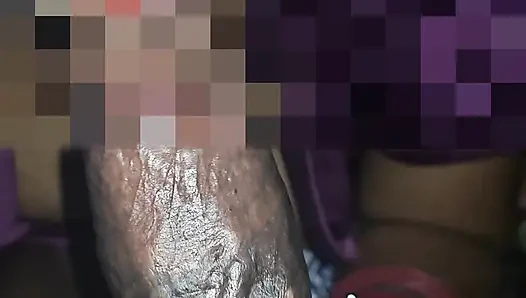 Istri nyepong kontol suami
