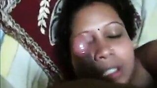 Ấn Độ - Mallu Aunty sự nịnh hót vòi nước
