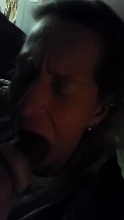 Granny sucking bbc