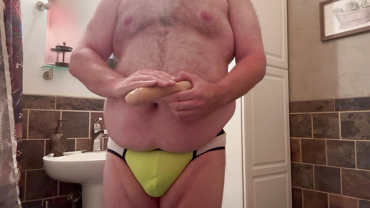 Jockstrap chub fucks himself with dildo!