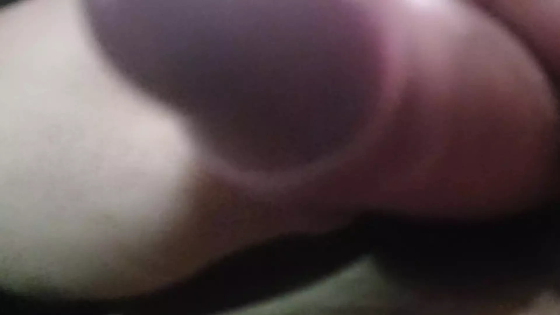 Sexo e muito leite com brinquedos