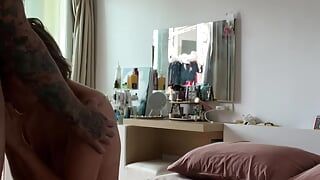 Утренний секс мужа и жены в домашнем видео