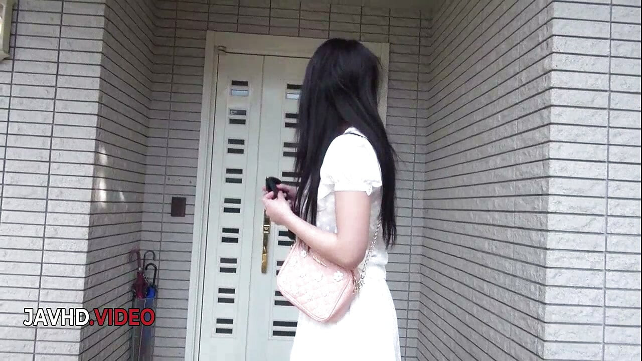 Risa Shimizu insolente se fait sérieusement baiser en hardcore