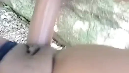 Жену Трахнули С Соседом, Пока Ее Муж Работает В Джунглях