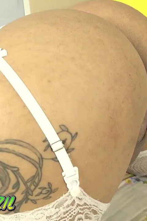 Sweet Trans dotada, devassa e delicada