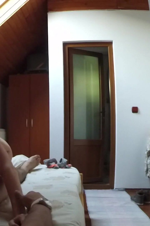 Morning Blowjob to My Roommate