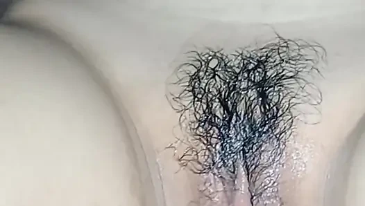 Skinny Asian Slut Really Likes Squirt