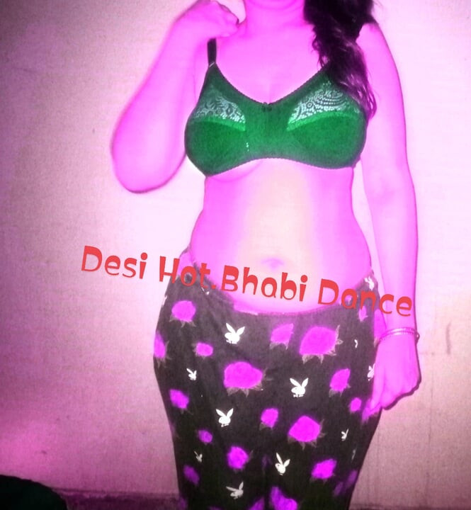 Sexy woman hot dance