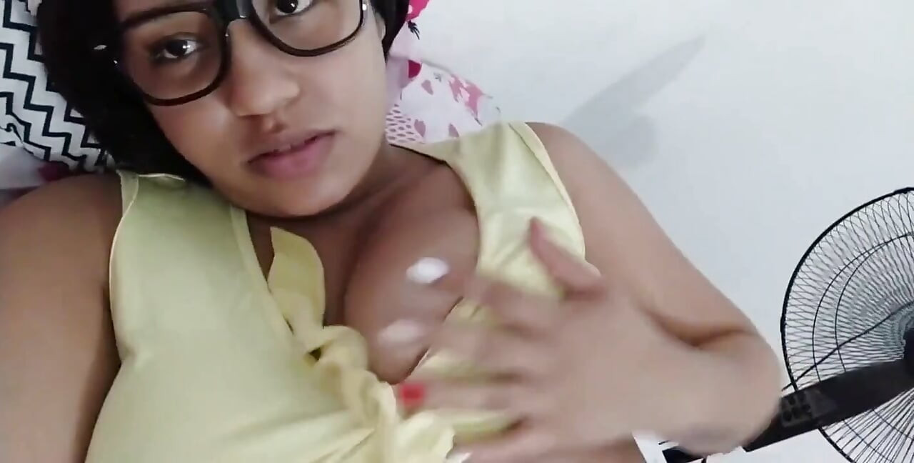 Ich nahm mich aufregend für meinen freund auf und er betrogen mich, also tat ich das gleiche und lade es ins Internet