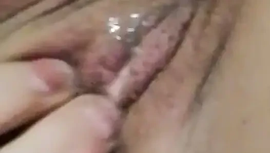 Betapa nikmatnya aku menjadi basah