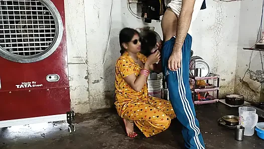 Ateşli seksi üvey kız kardeşin üvey erkek kardeşinin arazisinden üvey kız kardeşinin evde yalnızken eğlenceli seksi Hintçe ses