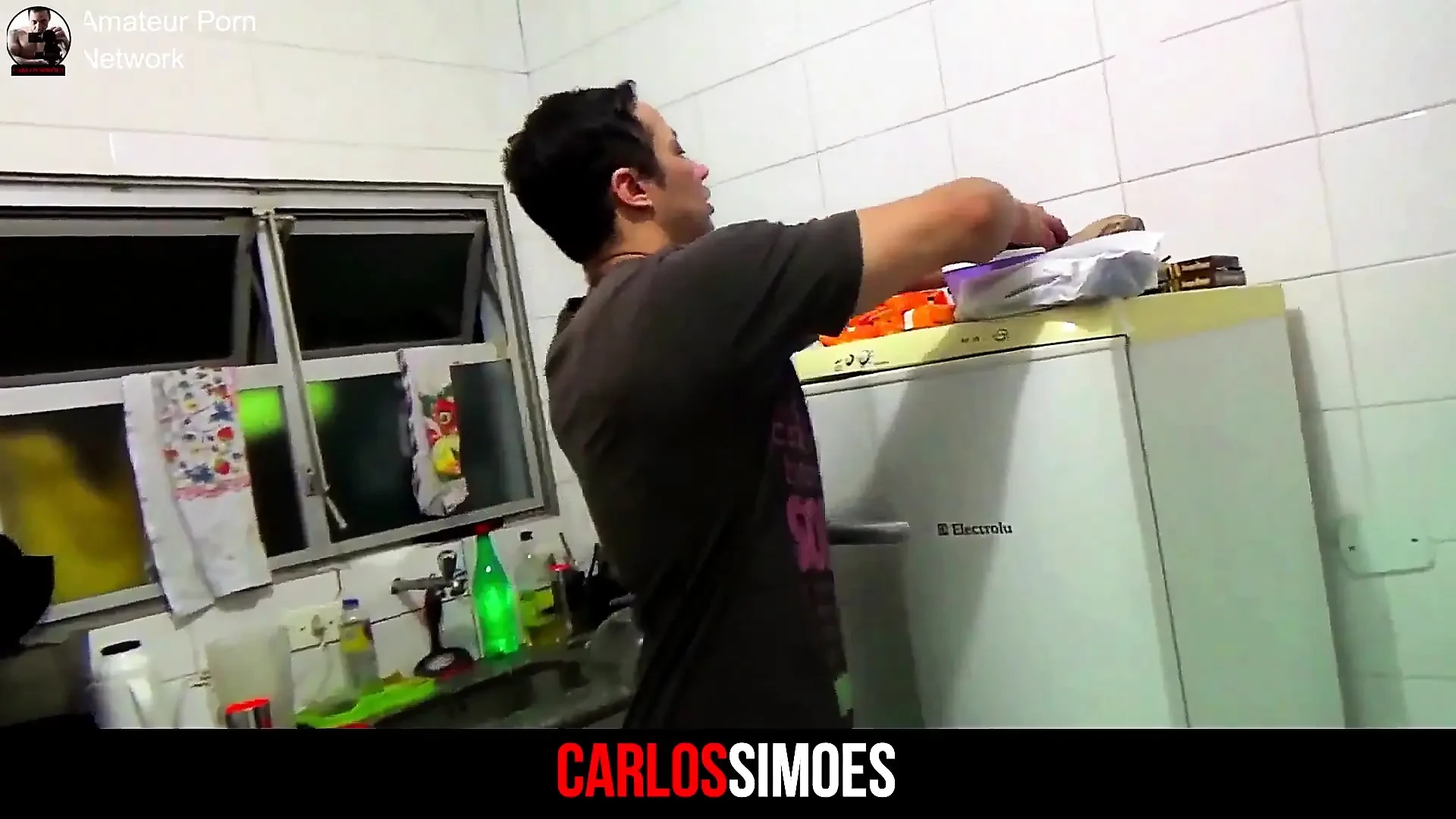 Зорлық-зомбылық көрсететін порно көру