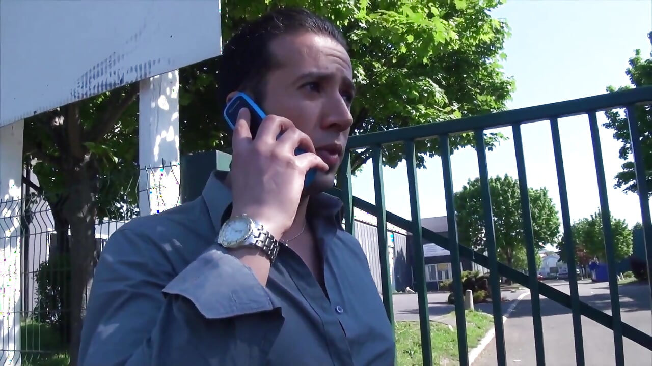 Η όμορφη πουτάνα γαμιέται ωραία
