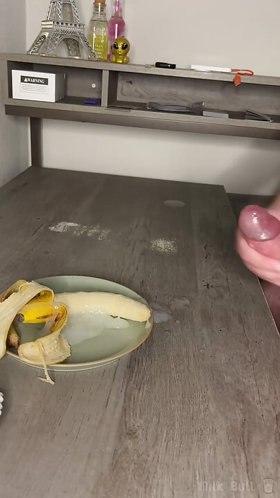 Hunk Drenches His Snack in Load After Load