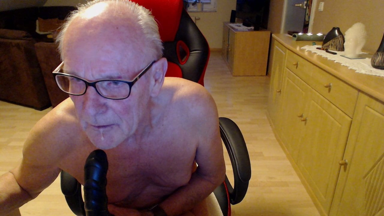 grosser dildo