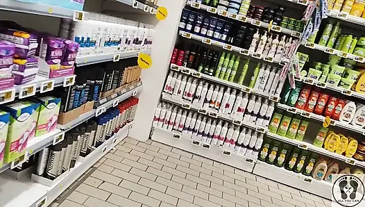 Crazy Rebeca Addams in Jeans Buttcrack at the Supermarket