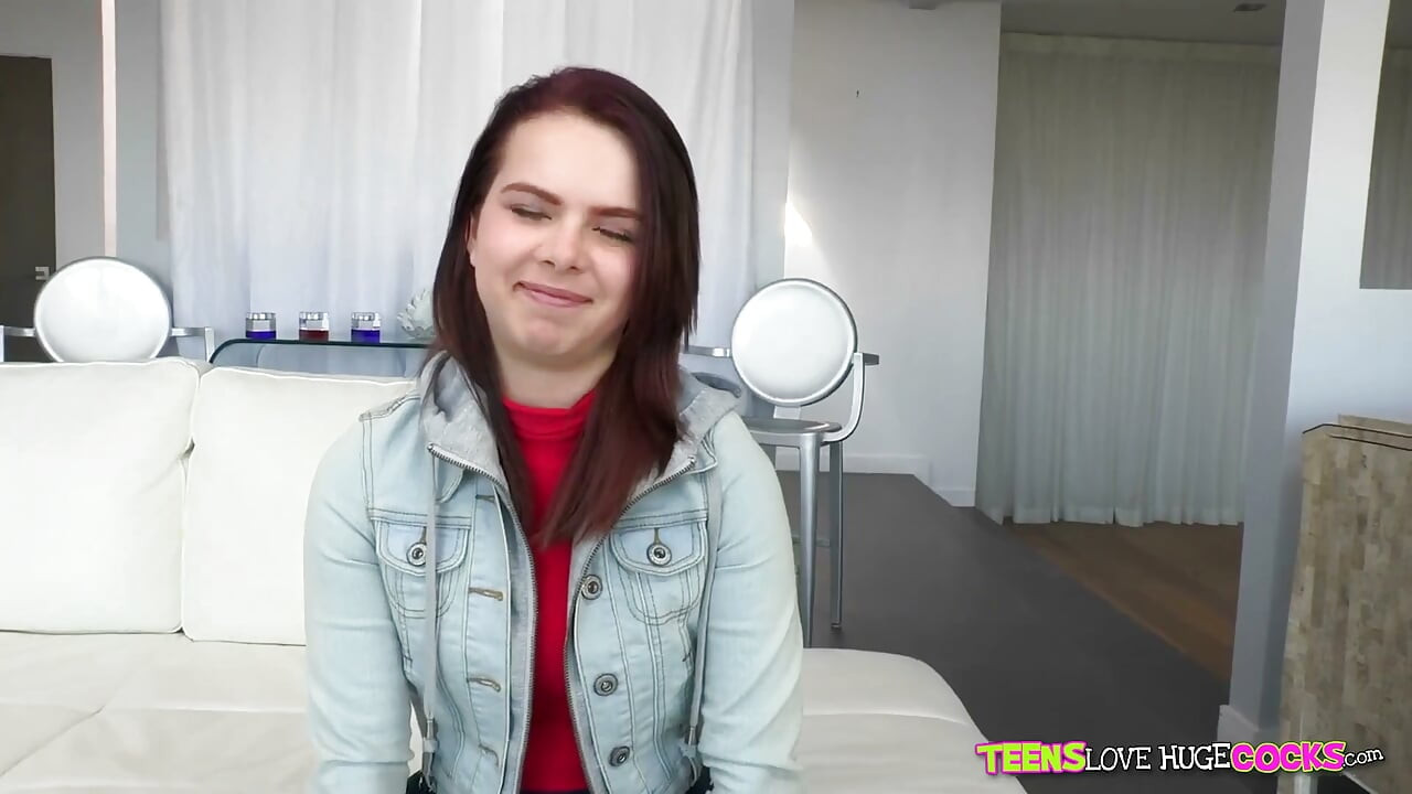 Teens Love Huge Cocks - Horny Jennifer Sucks Every Inch of Chris's Big Cock Before Taking a Hard Deep Pussy Pounding
