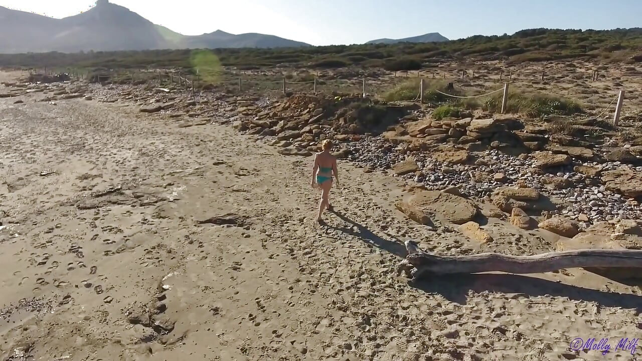 MILF Has Holiday Sex on the Beach