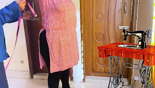 Портной и горячий клиент трах с толстушкой в магазине