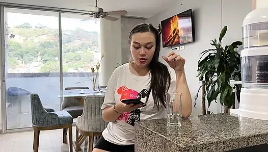 I find my pregnant stepsister trapped in the washing machine, in exchange for helping her out she lets me fuck her rich pussy.